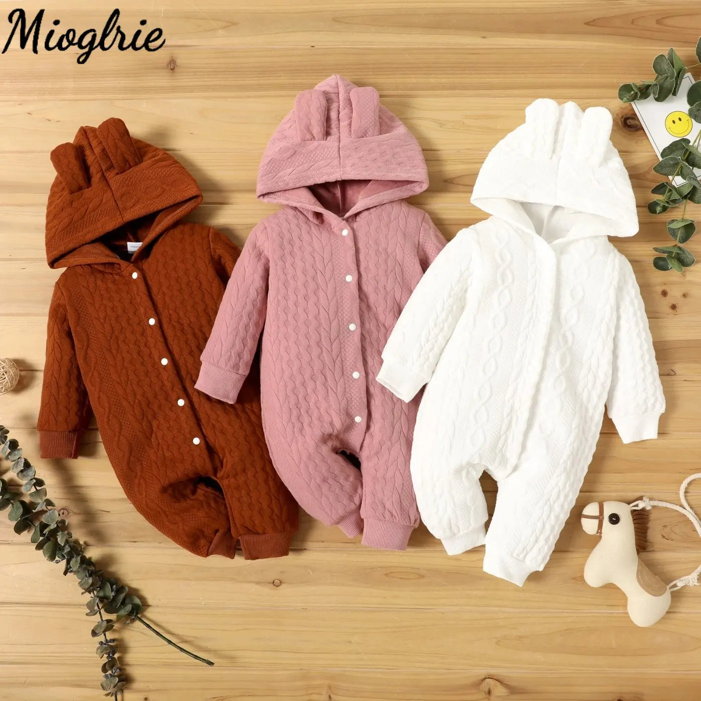 Safegrow CuddleSuit™ - Der flauschige Ganzkörperstrampler für kleine Kuschelbären
